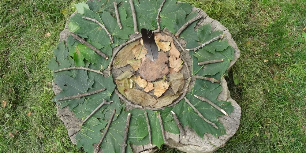 ZŠ Compass_Environmental Sculpture inspired by Andy Goldsworthy